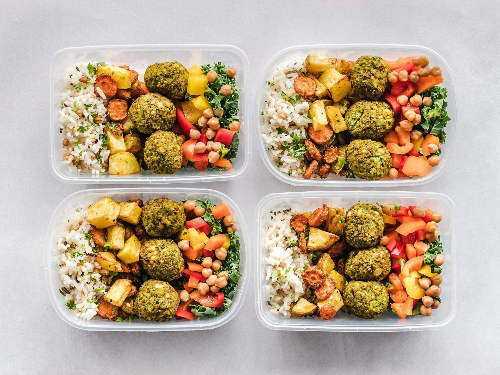Tips for cutting weight after bulking (image sourced via Pexels / Photo by ella olsson)